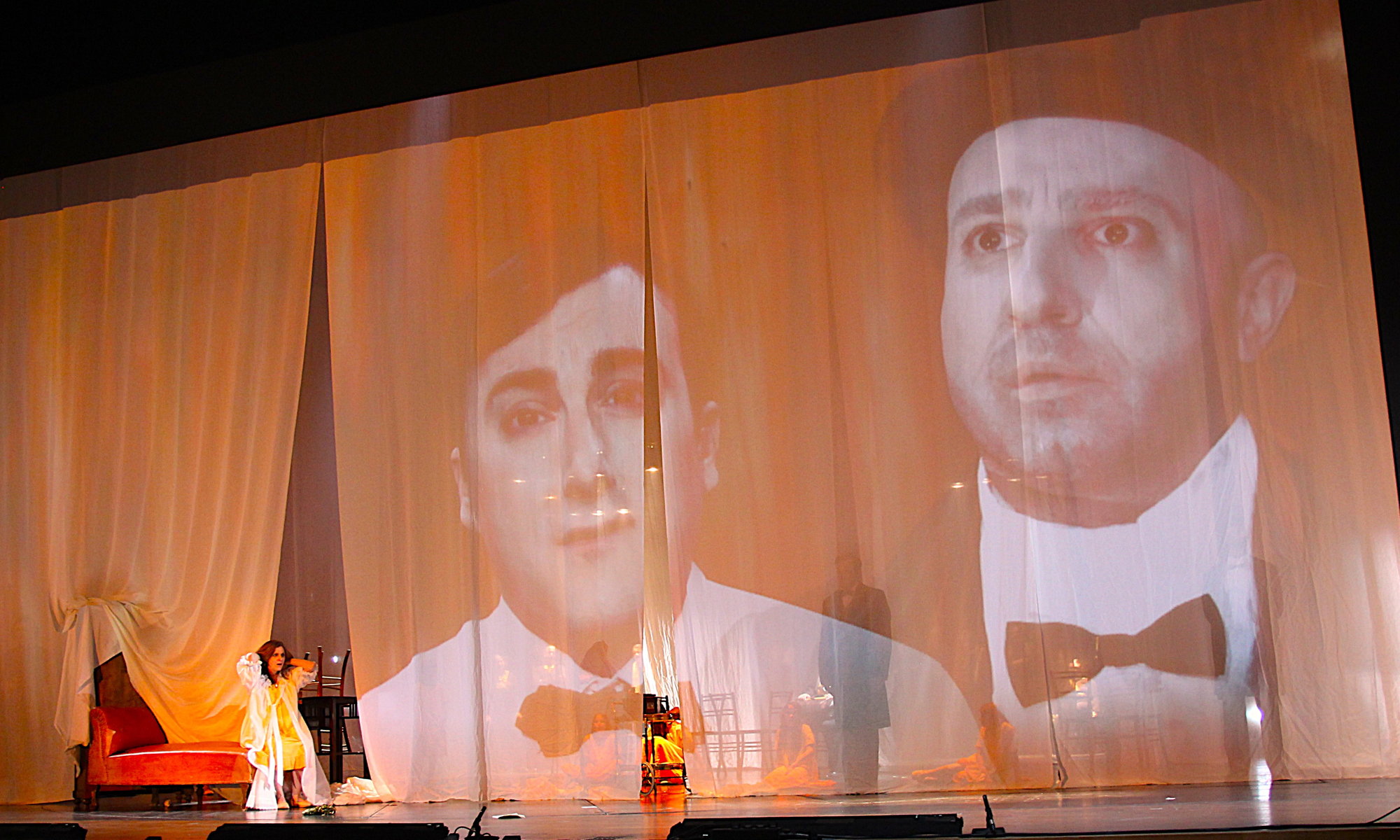 2025 - La Traviata - Violetta mit Alfredo und Giorgo Germont